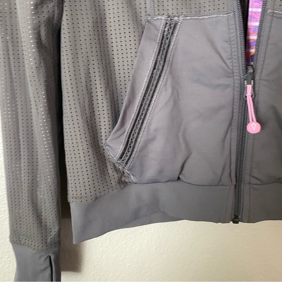 Ivivva Lululemon Girls Twice The Fun Reversible Hooded Zip Jacket Size 14 Purple - Picture 6 of 9